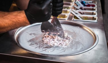 Hazırlık tayland tatlı sokak gıda dondurma donma de rulo