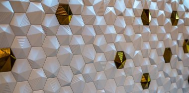 altıgen beyaz ve altın şekil