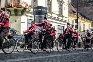 Hollanda'dan Crescendo Opende Bisiklet Bandı