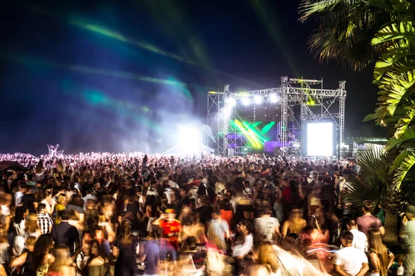 Müzik ve dans ile San Juan Gecesi