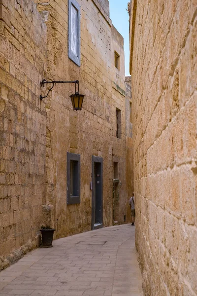 Mdina 'dan sokak sahnesi, Malta-sessiz şehir