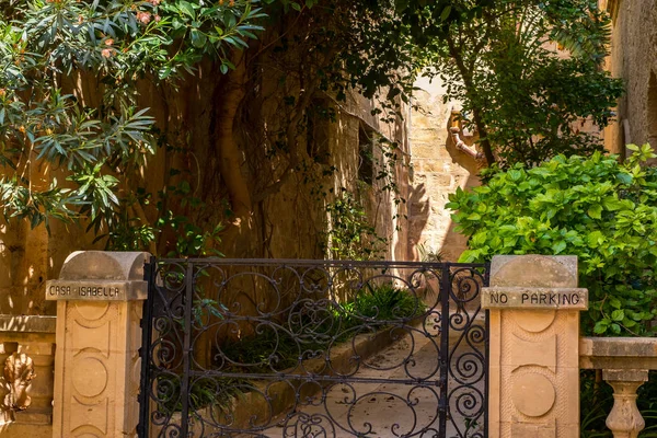 Street Scene from Mdina, Malta - The Silent City — Stock Photo, Image