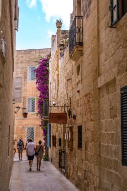 Mdina 'dan sokak sahnesi, Malta-sessiz şehir