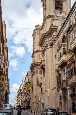 historica geleneksel balkon ve eski binalar ile sokak