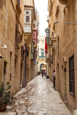 historica geleneksel balkon ve eski binalar ile sokak