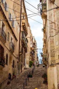 historica geleneksel balkon ve eski binalar ile sokak
