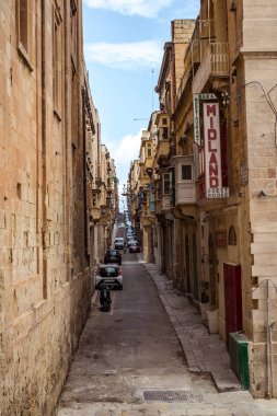 historica geleneksel balkon ve eski binalar ile sokak