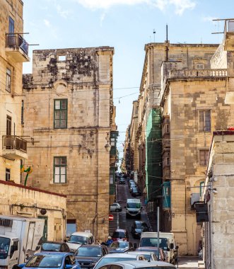 historica geleneksel balkon ve eski binalar ile sokak
