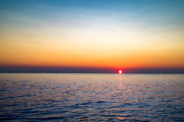 Akdeniz'de yeni gün doğumu