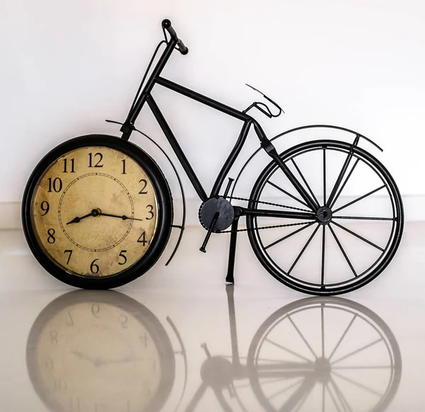 Bicicleta relógio decoração — Fotografia de Stock