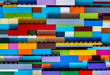 çok renkli plastik parçalar