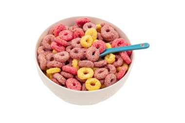 Parlak renkli kahvaltı gevreği kasede