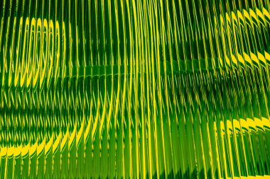 Şeffaf polikarbonat hücrelerinde parlak çizgiler