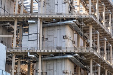 Çin, Şangay 'da inşaat halindeki bir binanın metal ve beton yapısı