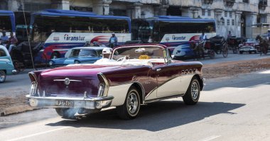 1950'lerde Buik Century Convertible Havana Küba