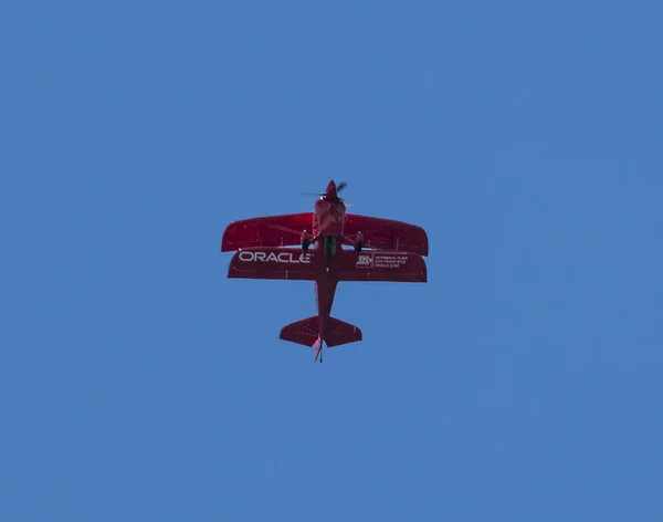 Oracle bi-plan hängande svans i luften — Stockfoto