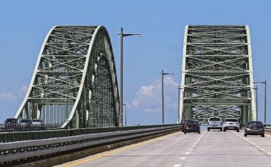 Büyük Güney Körfezi köprüleri Captree ve Ateş Adası 'na