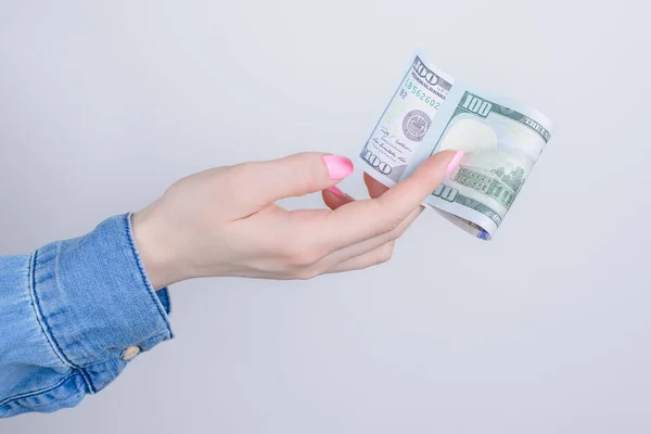 Cropped closeup side profile photo portrait of hands holding sho — Stock Photo, Image