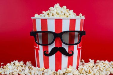 Bir insan lezzetli lezzetli sa gibi görünümlü tam uzunlukta fotoğraf