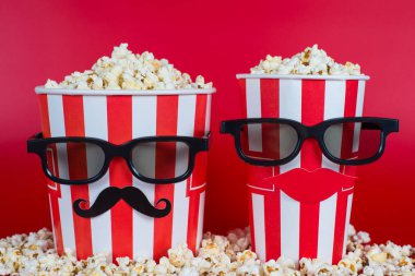 Iki güzel yakışıklı görünümlü lik tam uzunlukta fotoğraf portre