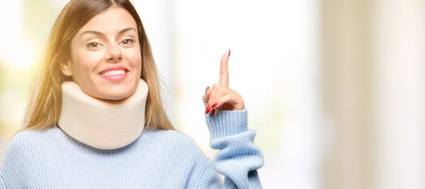 Young Injured Woman Wearing Neck Brace Collar Happy Surprised Cheering — Stock Photo, Image