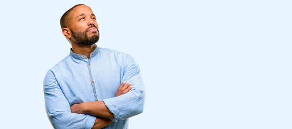 Afrikanisch Amerikanischer Mann Mit Bart Zweifel Ausdruck Verwirrung Und Wunder — Stockfoto
