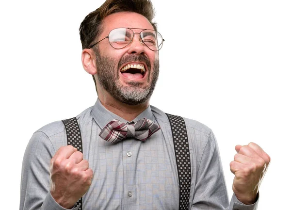 Hombre Mediana Edad Con Barba Pajarita Feliz Emocionado Expresando Gesto — Foto de Stock