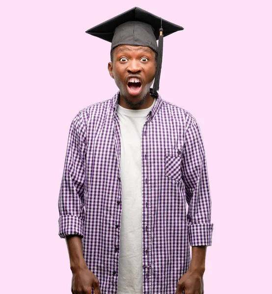 Mladí Africké Postgraduální Student Černý Muž Stresující Vyděšený Panice Křičel — Stock fotografie