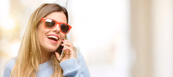 Young Woman Celebrates Birthday Happy Talking Using Smartphone Mobile Phone — Stock Photo, Image