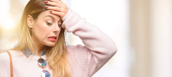 Young Trendy Woman Terrified Nervous Expressing Anxiety Panic Gesture Overwhelmed — Stock Photo, Image