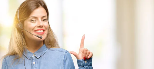 Consultant Van Call Center Vrouw Koptelefoon Weg Zijde Met Vinger — Stockfoto