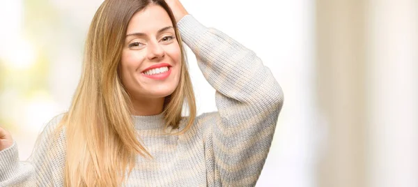 Mooie Jongedame Weg Zijde Met Vinger Wijzen — Stockfoto