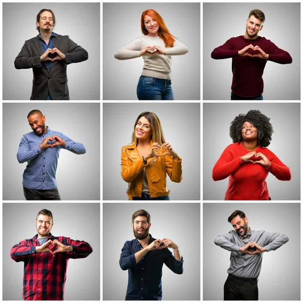 Grupo Personas Mixtas Mujeres Hombres Felices Mostrando Amor Con Las — Foto de Stock