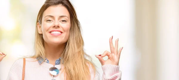 Young Trendy Woman Doing Sign Gesture Both Hands Expressing Meditation — Stock Photo, Image