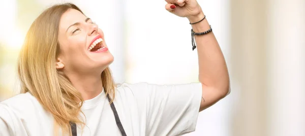 Shop Owner Woman Wearing Apron Happy Excited Celebrating Victory Expressing — Stock Photo, Image