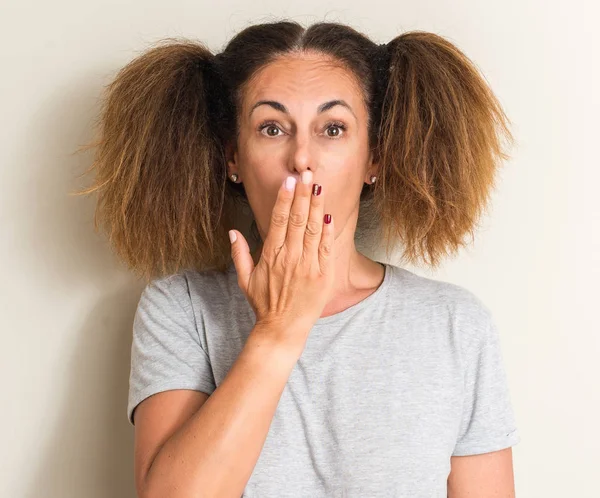 Brazilian Woman Wearing Pigtails Cover Mouth Hand Shocked Shame Mistake — Stock Photo, Image