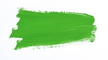 Beyaz arka plan üzerinde izole yeşil fırça darbesi