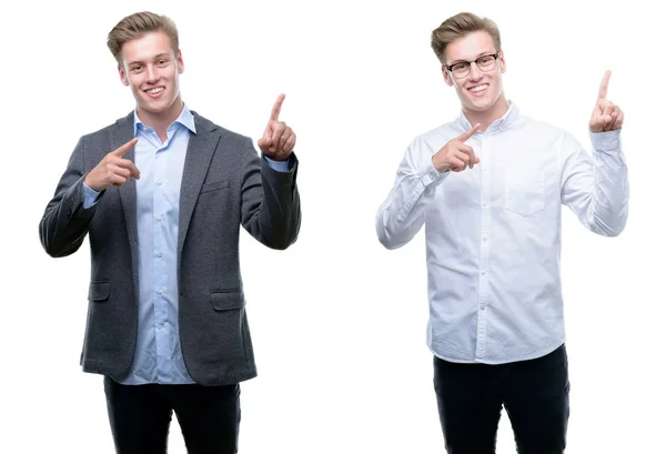 Joven Hombre Negocios Rubio Guapo Usando Diferentes Trajes Sonriendo Mirando — Foto de Stock
