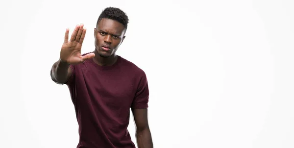 Jeune Homme Afro Américain Main Ouverte Faisant Stop Signe Avec — Photo