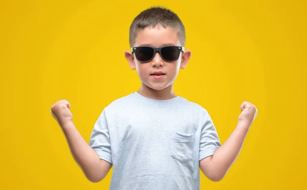 Dark Haired Little Child Wearing Sunglasses Screaming Proud Celebrating Victory — Stock Photo, Image