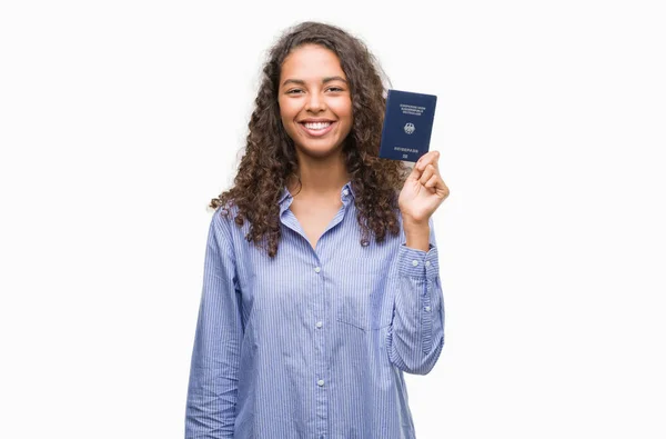 Mujer Hispana Joven Sosteniendo Pasaporte Alemania Con Una Cara Feliz — Foto de Stock