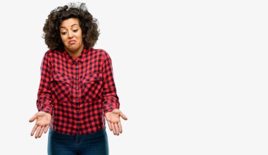 Güzel Arap kadın şüphe ifade, şaşırtmak ve kavramı, belirsiz gelecek merak ediyorum