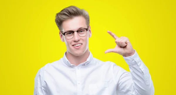 Young Handsome Blond Man Smiling Confident Gesturing Hand Doing Size — Stock Photo, Image