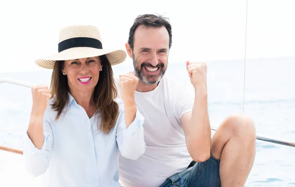 Middle Age Couple Traveling Sailboat Screaming Proud Celebrating Victory Success — Stock Photo, Image