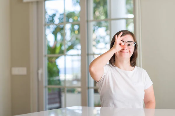 Syndrome Woman Home Happy Face Smiling Doing Sign Hand Eye — Stock Photo, Image