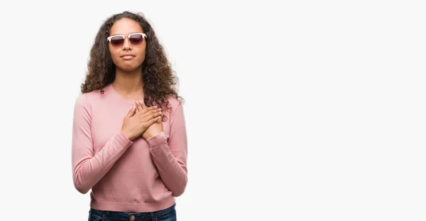 Beautiful Young Hispanic Woman Wearing Sunglasses Smiling Hands Chest Closed — Stock Photo, Image