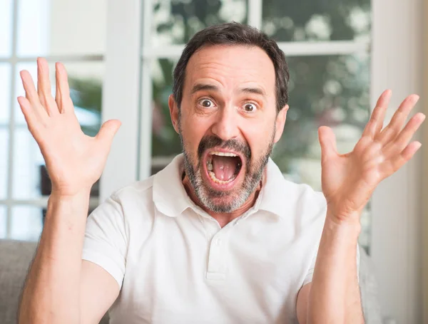 Hombre Guapo Mediana Edad Muy Feliz Emocionado Expresión Ganadora Celebrando —  Fotos de Stock