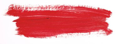 Beyaz arka plan üzerinde izole kırmızı fırça darbesi
