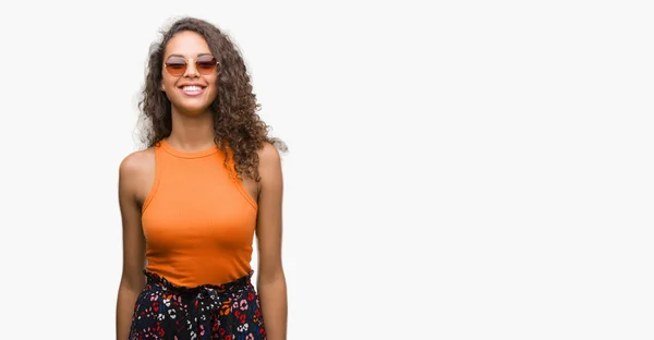 Jovem Hispânica Vestindo Roupa Verão Com Rosto Feliz Sorrindo Com — Fotografia de Stock