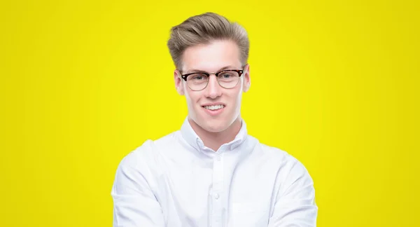 Young Handsome Blond Man Happy Face Smiling Crossed Arms Looking — Stock Photo, Image